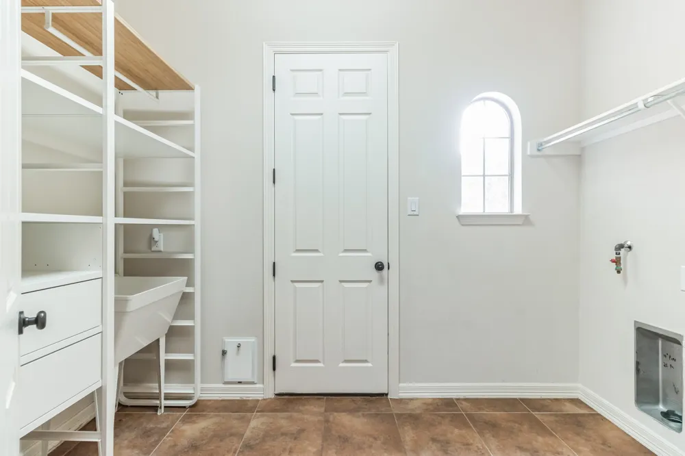 208 Angus Drive Cedar Park, TX 78613