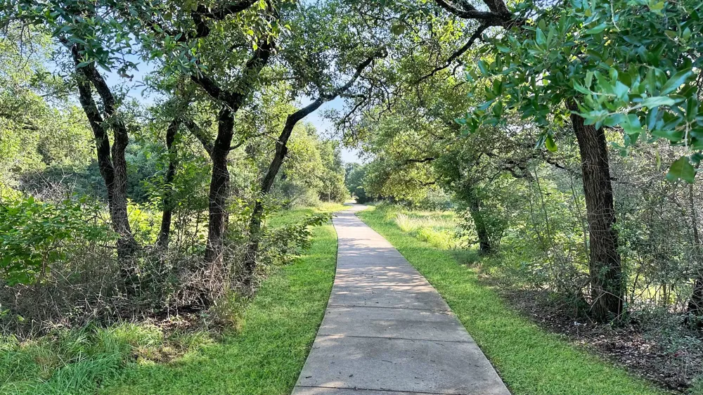 208 Angus Drive Cedar Park, TX 78613