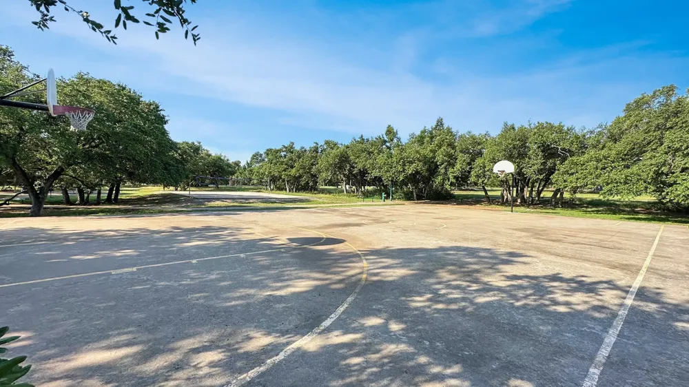 208 Angus Drive Cedar Park, TX 78613