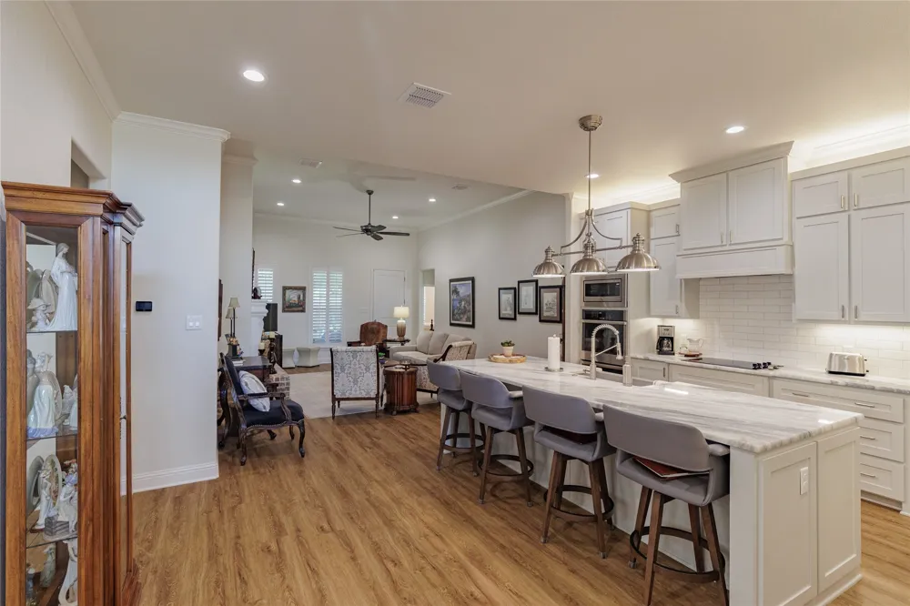 213 Windy Glen Drive Decatur, TX 76234