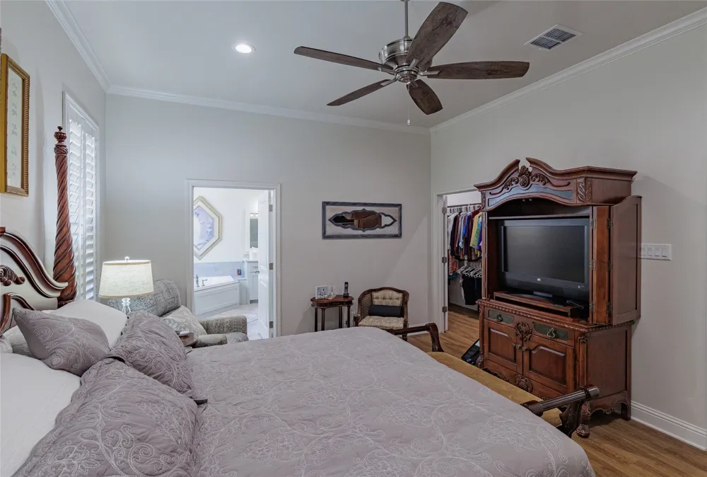 213 Windy Glen Drive Decatur, TX 76234