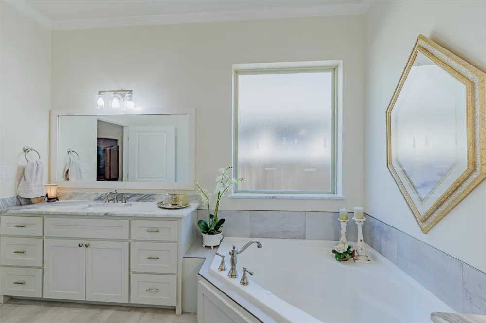 213 Windy Glen Drive Decatur, TX 76234