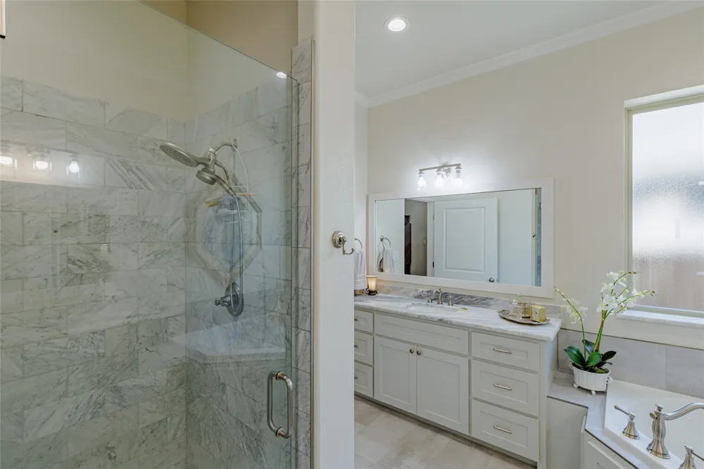 213 Windy Glen Drive Decatur, TX 76234