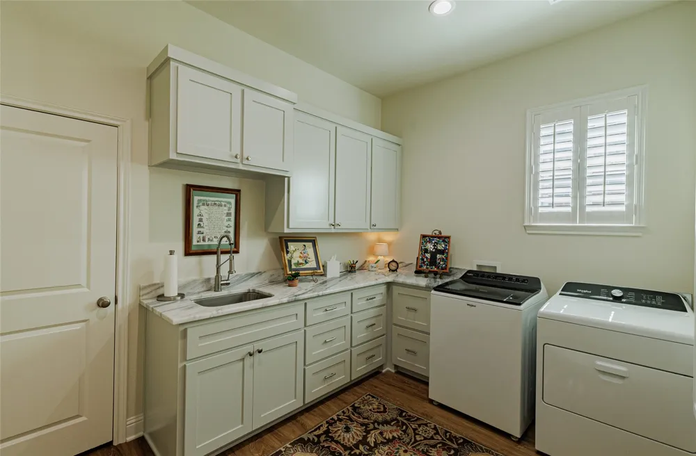 213 Windy Glen Drive Decatur, TX 76234