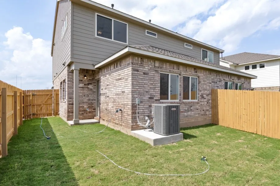 140 Whinny Way Georgetown, TX 78626