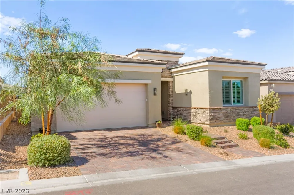 10160 Tree Blossom Avenue Las Vegas, NV 89166