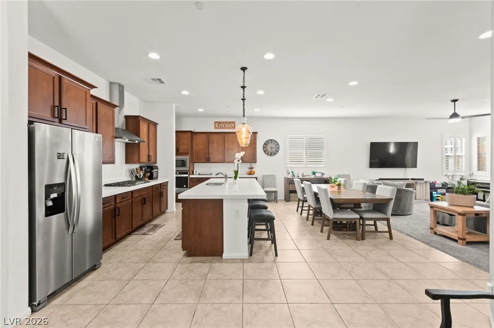 10160 Tree Blossom Avenue Las Vegas, NV 89166