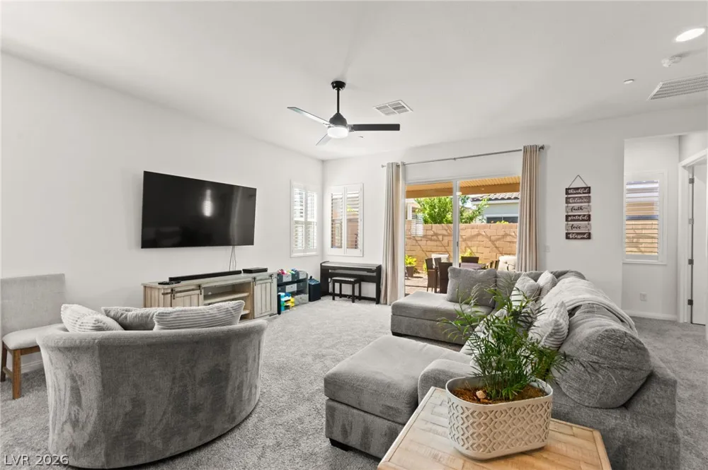10160 Tree Blossom Avenue Las Vegas, NV 89166