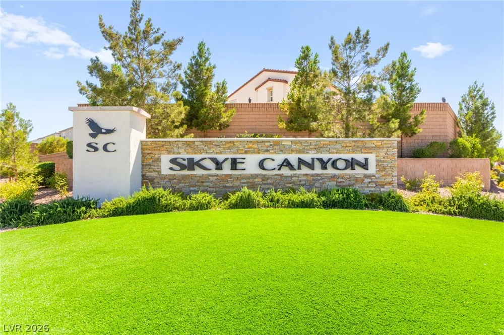 10160 Tree Blossom Avenue Las Vegas, NV 89166