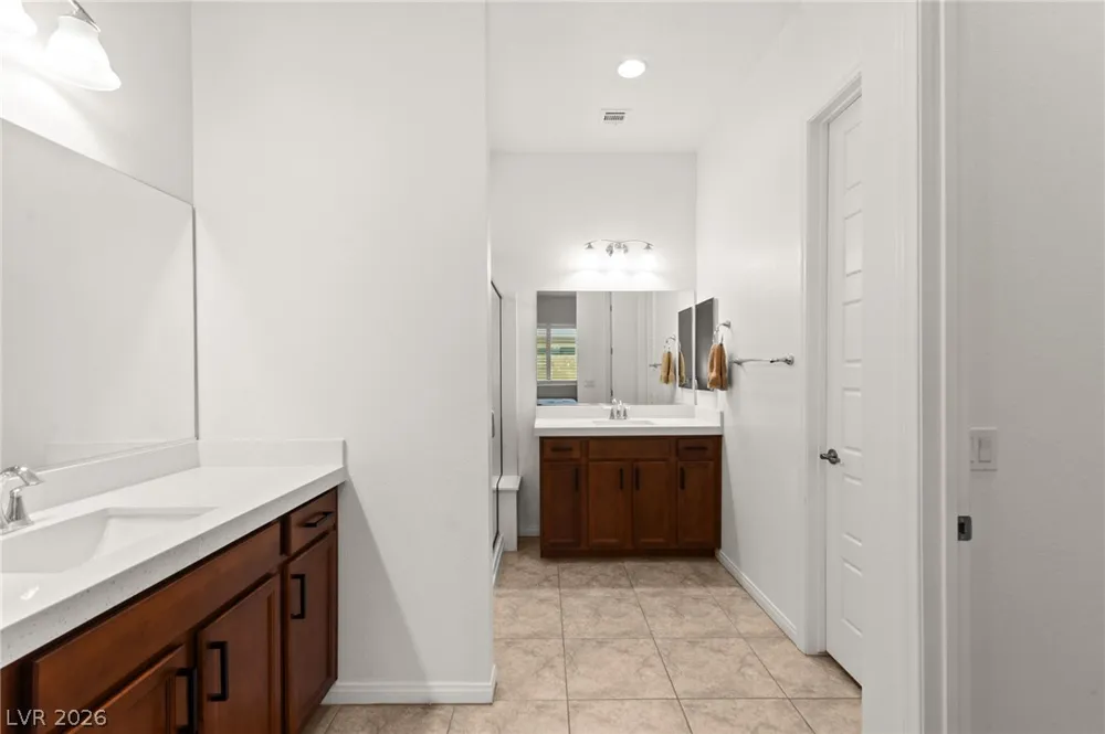 10160 Tree Blossom Avenue Las Vegas, NV 89166