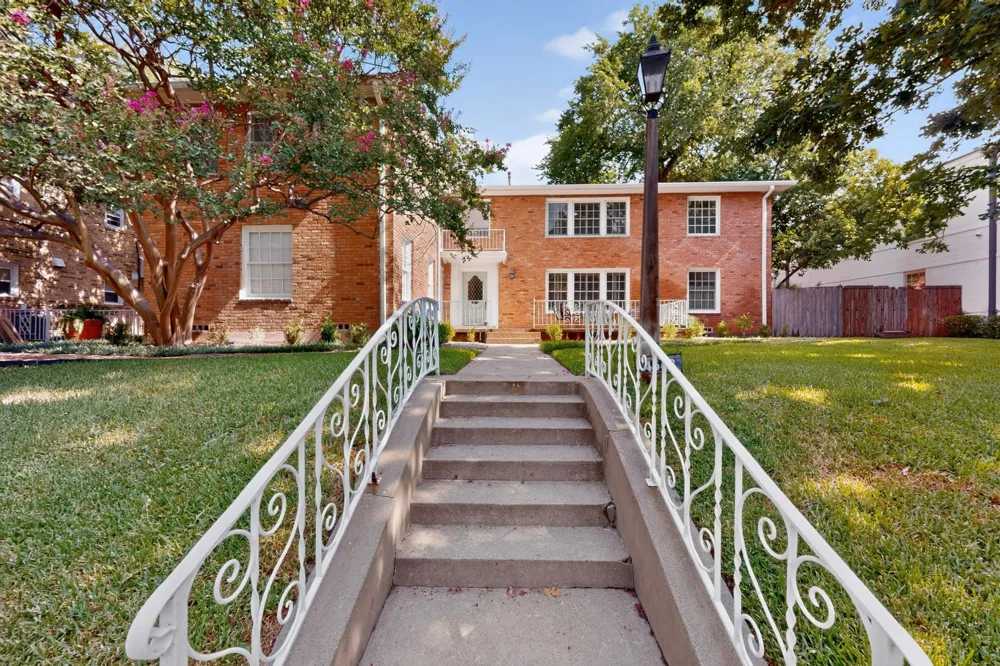 4548 Roland Avenue #A Highland Park, TX 75219