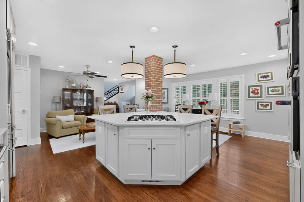 4548 Roland Avenue #A Highland Park, TX 75219