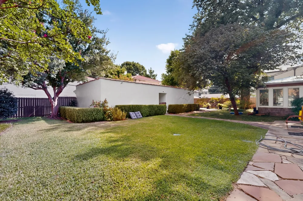 4548 Roland Avenue #A Highland Park, TX 75219
