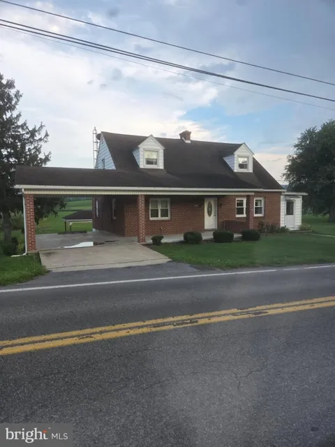232 W MAIN STREET