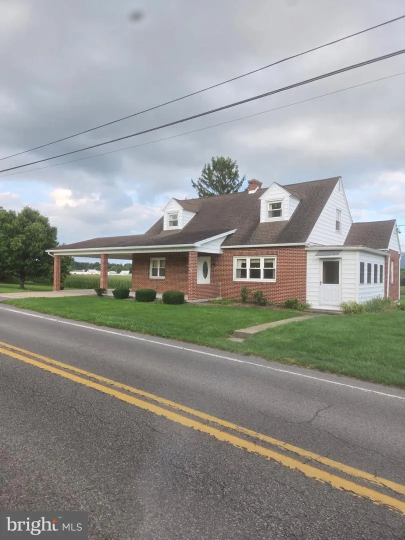232 W MAIN STREET Blain, PA 17006