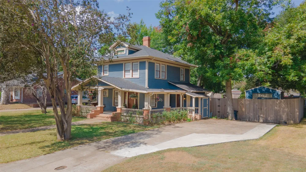 602 W Buck Street Caldwell, TX 77836