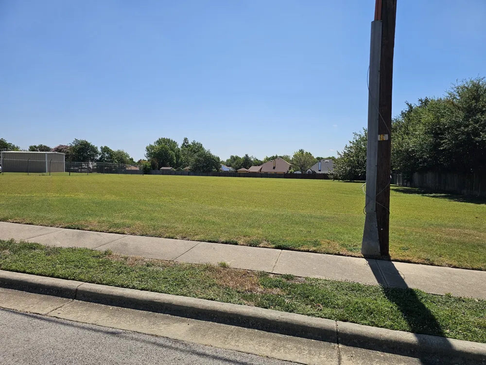 603 S Railroad Avenue Pflugerville, TX 78660