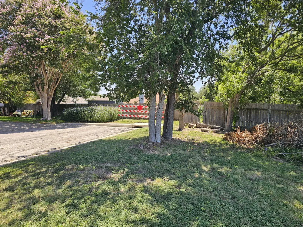 603 S Railroad Avenue Pflugerville, TX 78660