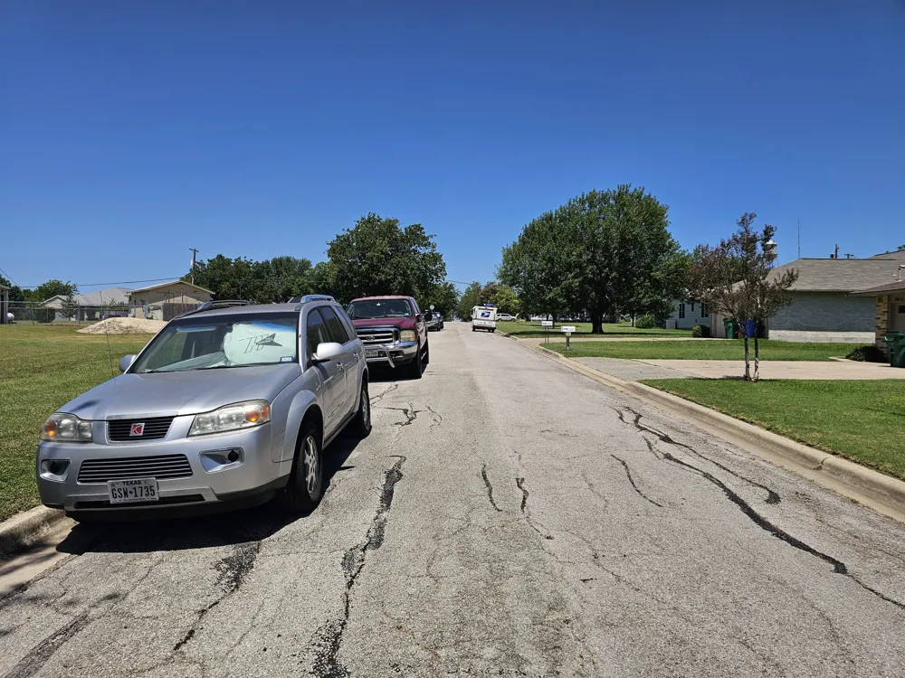 603 S Railroad Avenue Pflugerville, TX 78660