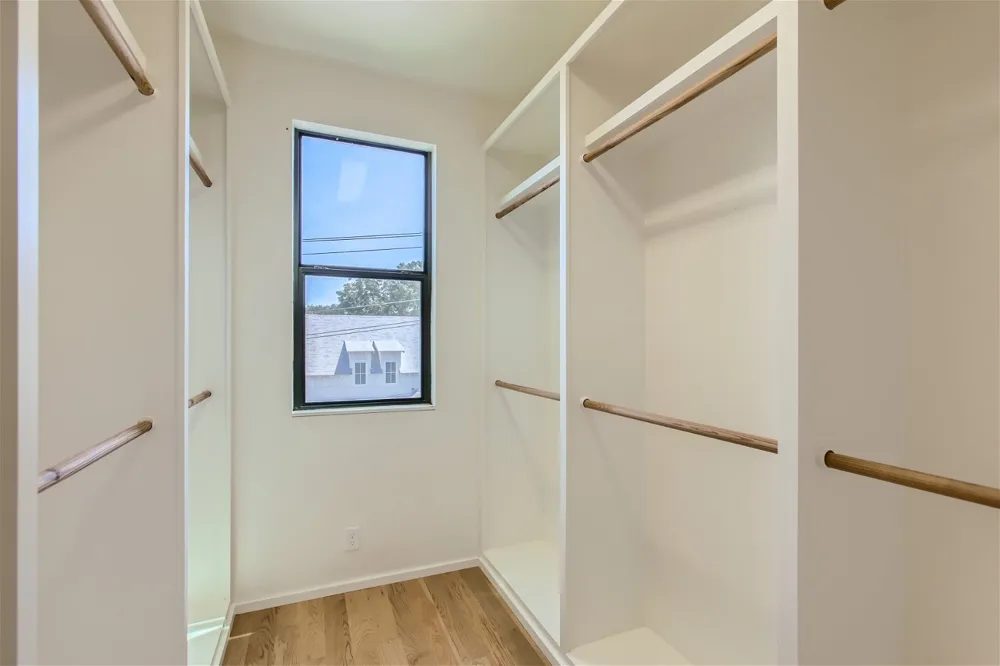 707 Cardinal Lane #L2 Austin, TX 78704
