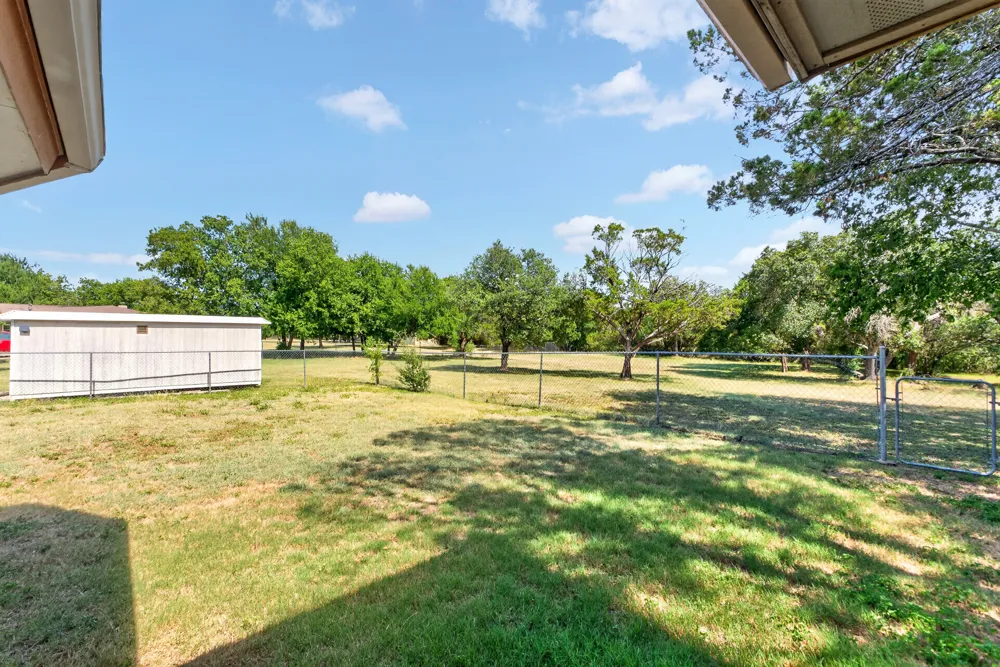 381 County Road 4755 Kempner, TX 76539