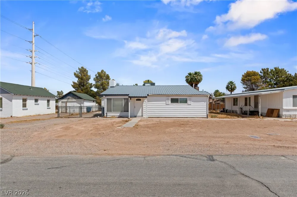 480 W Thomas Avenue Overton, NV 89040