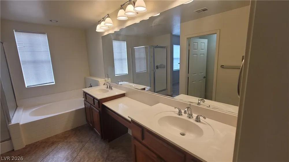 11478 Ogden Mills Drive #104 Las Vegas, NV 89135