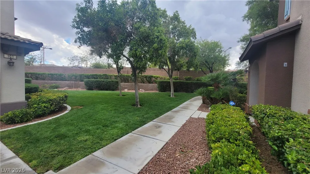 11478 Ogden Mills Drive #104 Las Vegas, NV 89135