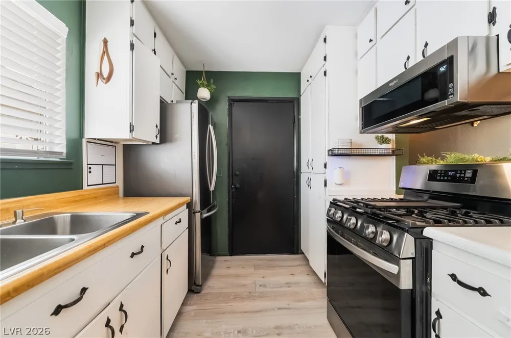 836 Benita Place Boulder City, NV 89005