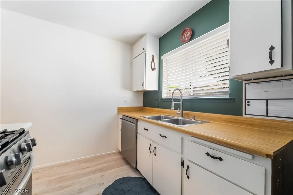 836 Benita Place Boulder City, NV 89005