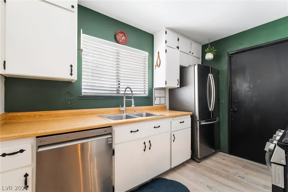 836 Benita Place Boulder City, NV 89005