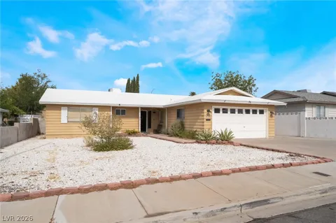 836 Benita Place