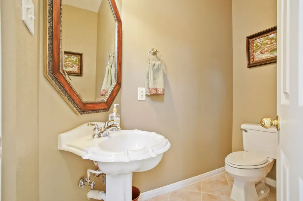 17335 W Copper Lakes Drive Houston, TX 77095