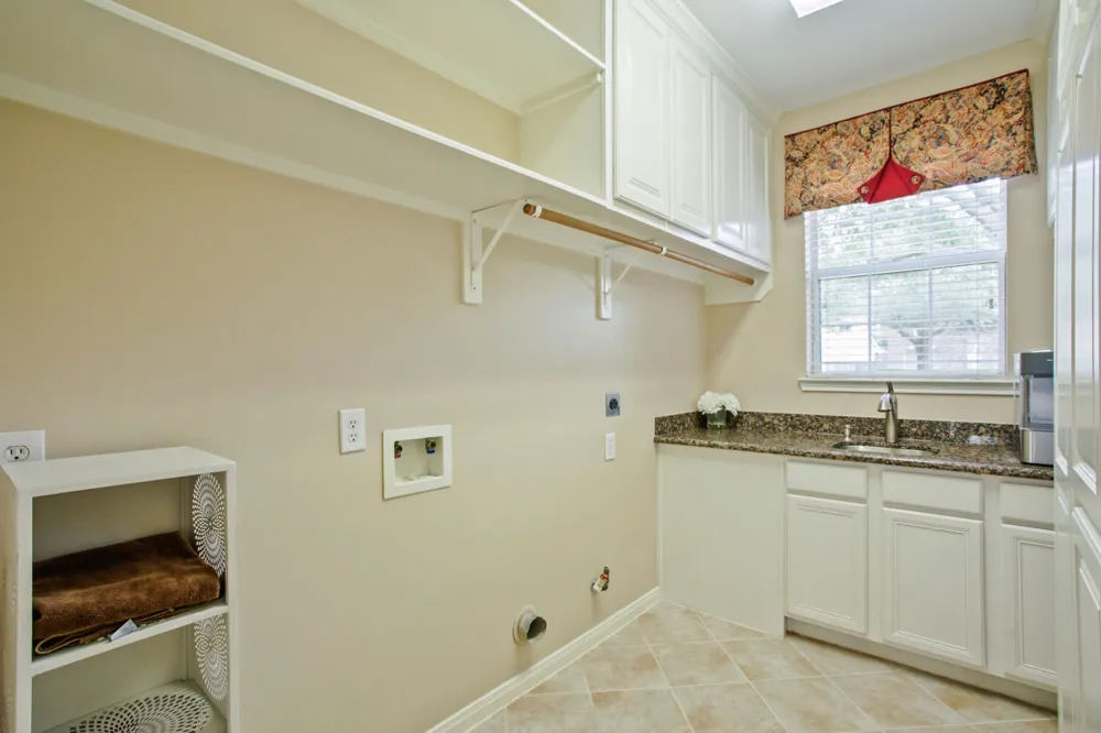 17335 W Copper Lakes Drive Houston, TX 77095
