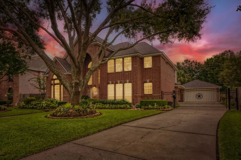 17335 W Copper Lakes Drive Houston, TX 77095