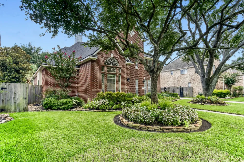 17335 W Copper Lakes Drive Houston, TX 77095