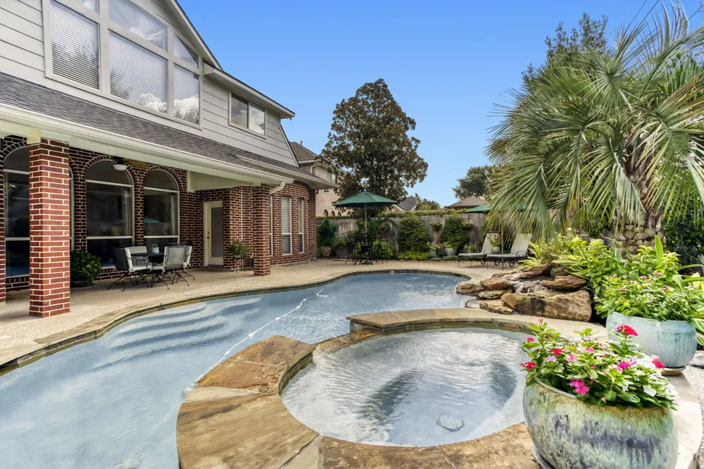 17335 W Copper Lakes Drive Houston, TX 77095