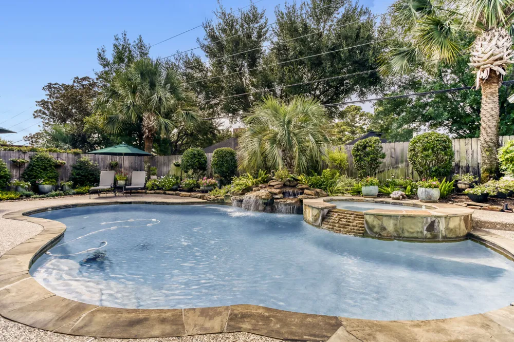 17335 W Copper Lakes Drive Houston, TX 77095