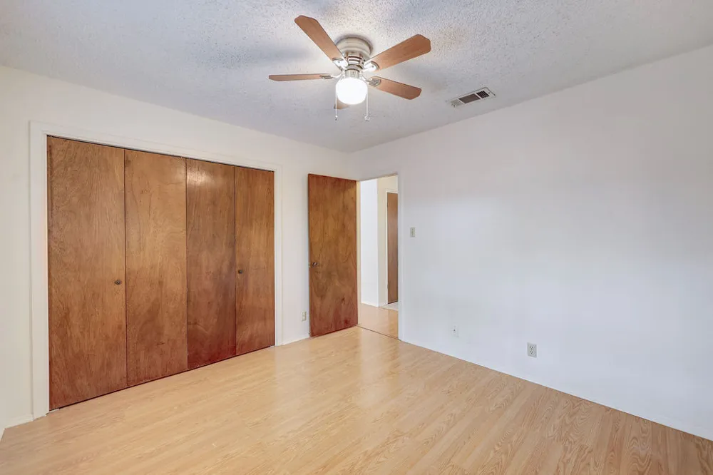 5619 Clay Avenue #B Austin, TX 78756