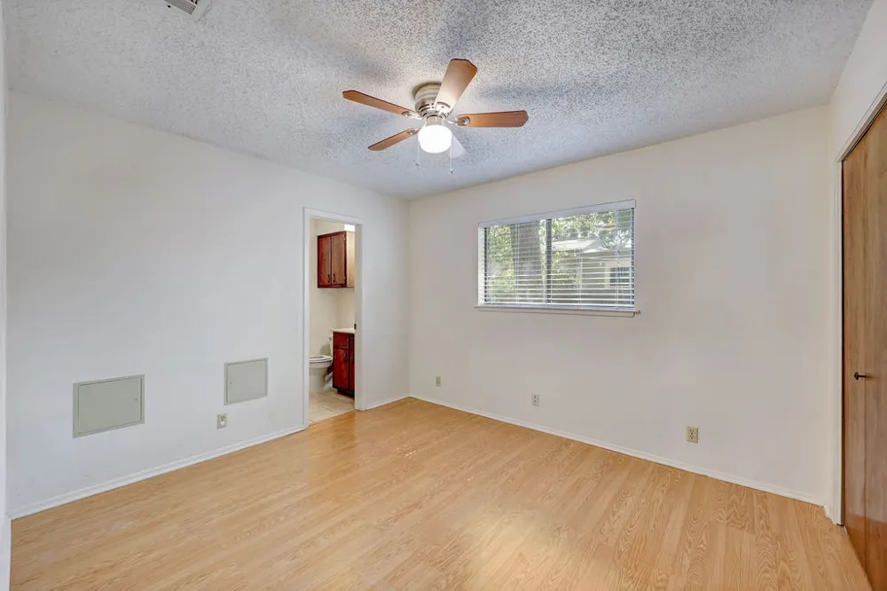 5619 Clay Avenue #B Austin, TX 78756