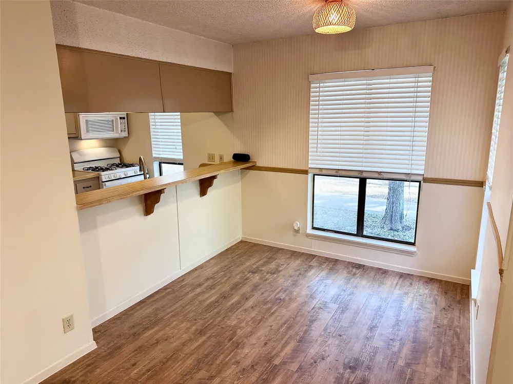 5619 Clay Avenue #B Austin, TX 78756