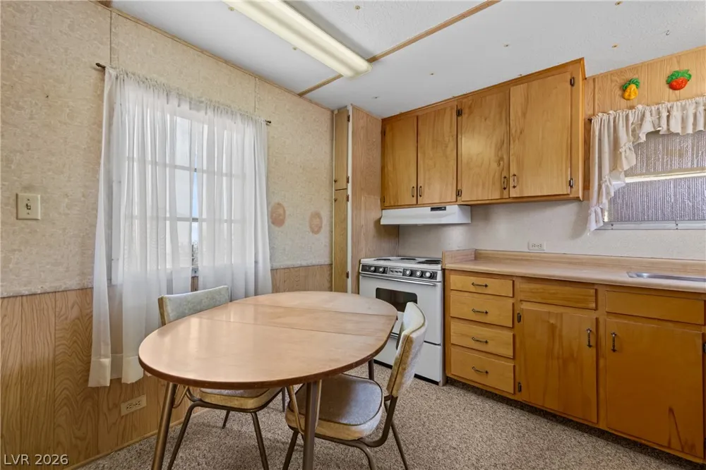 650 W McDonald Avenue Overton, NV 89040