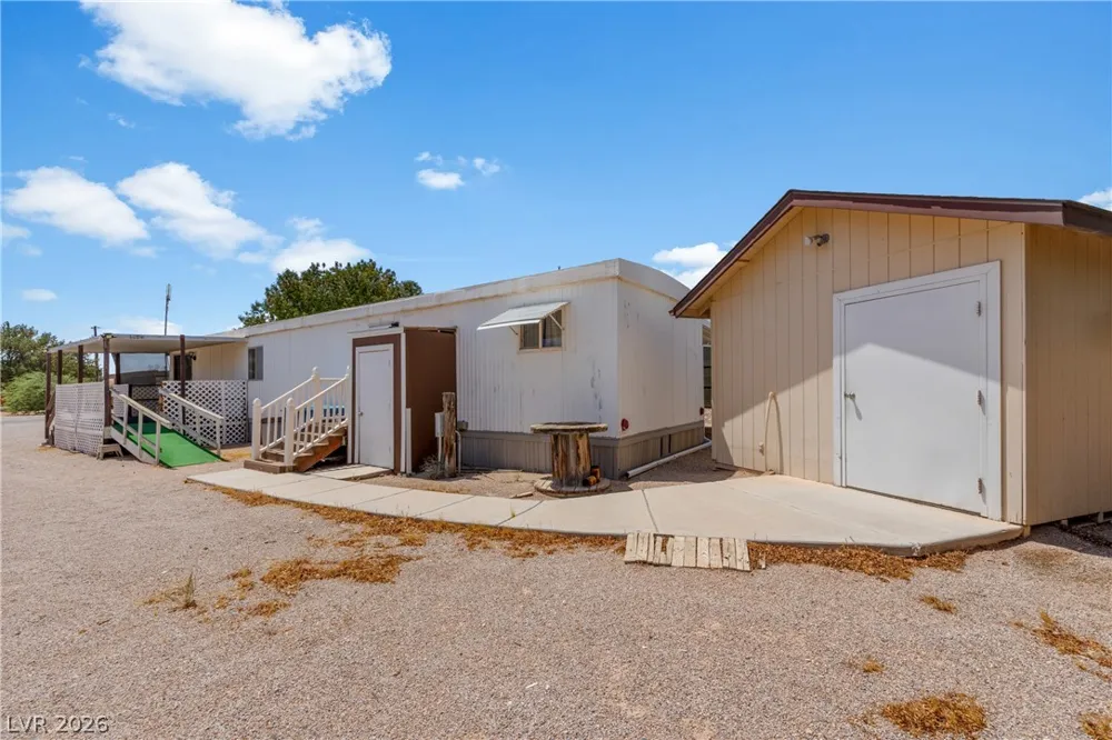 650 W McDonald Avenue Overton, NV 89040