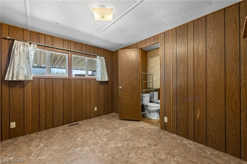 650 W McDonald Avenue Overton, NV 89040
