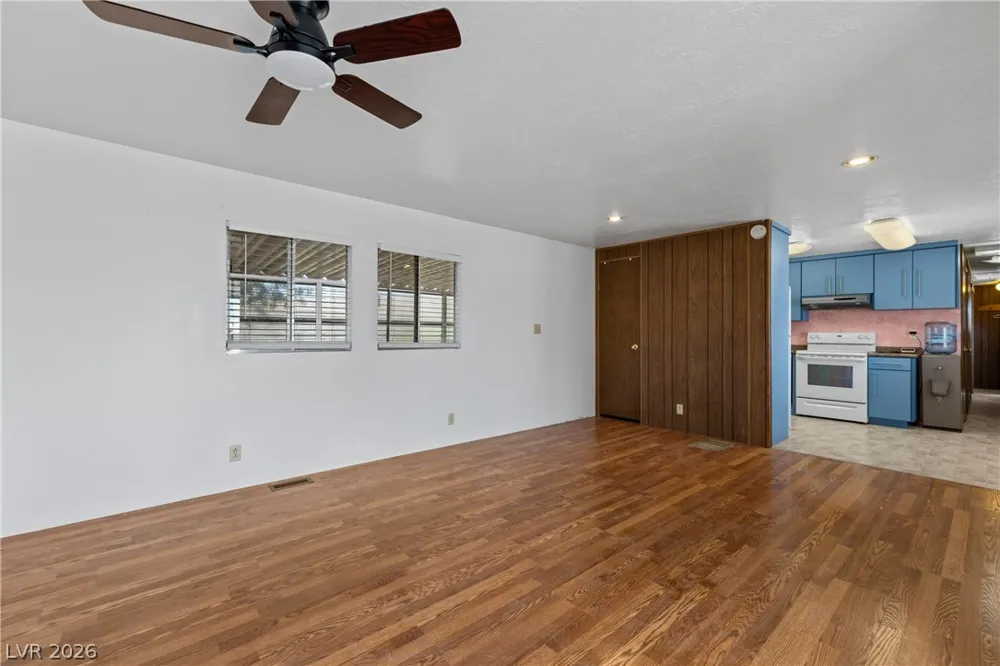 650 W McDonald Avenue Overton, NV 89040