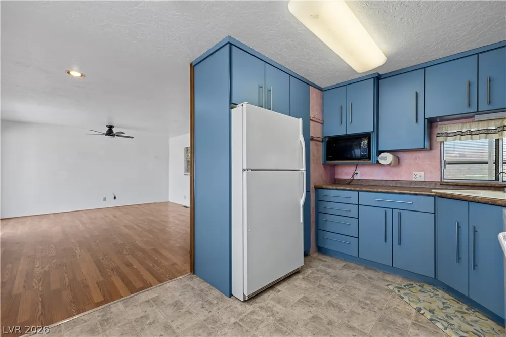 650 W McDonald Avenue Overton, NV 89040