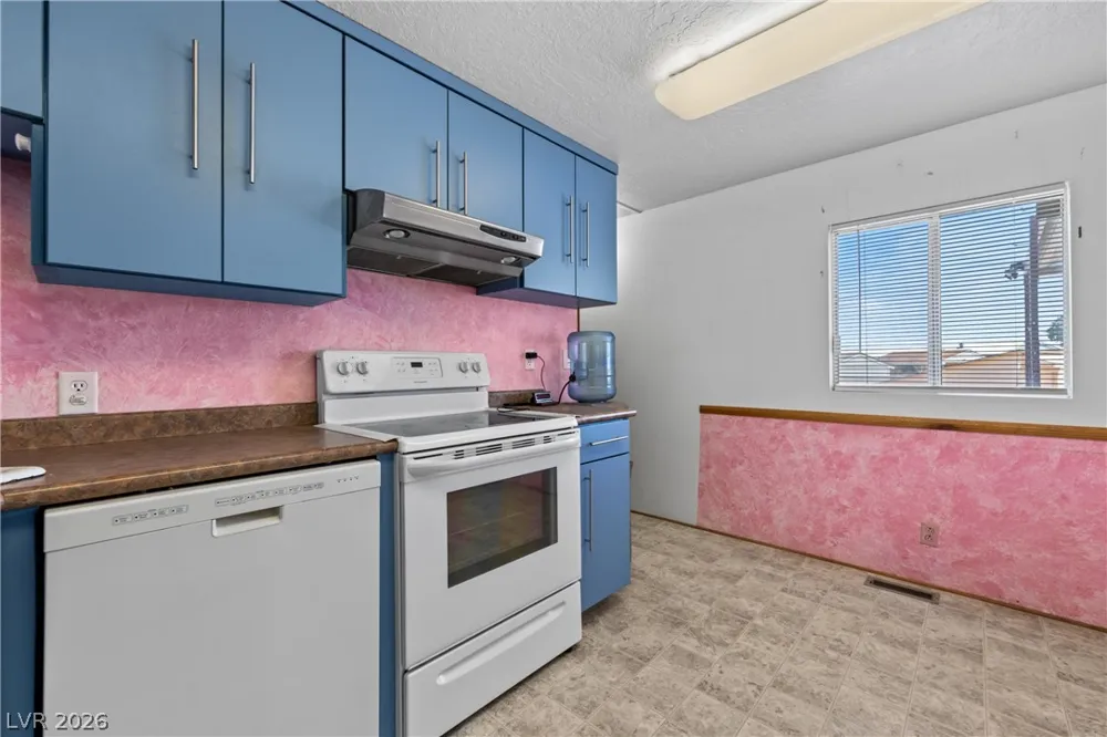 650 W McDonald Avenue Overton, NV 89040