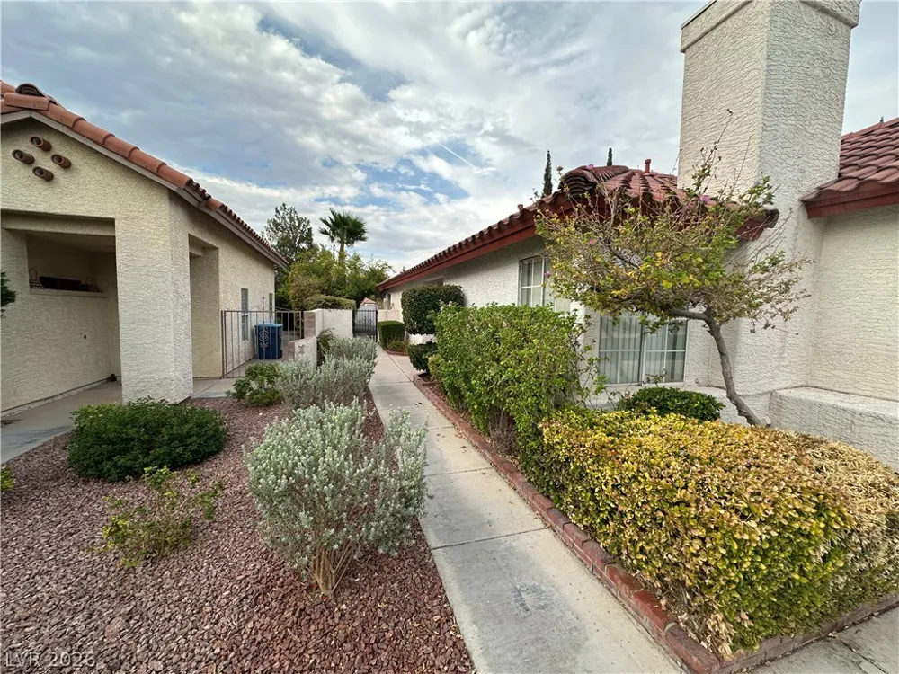 9517 Echo Glen Drive Las Vegas, NV 89117