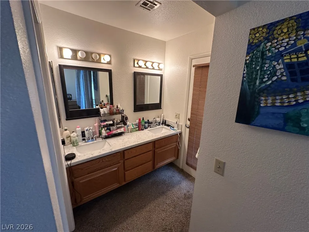 9517 Echo Glen Drive Las Vegas, NV 89117