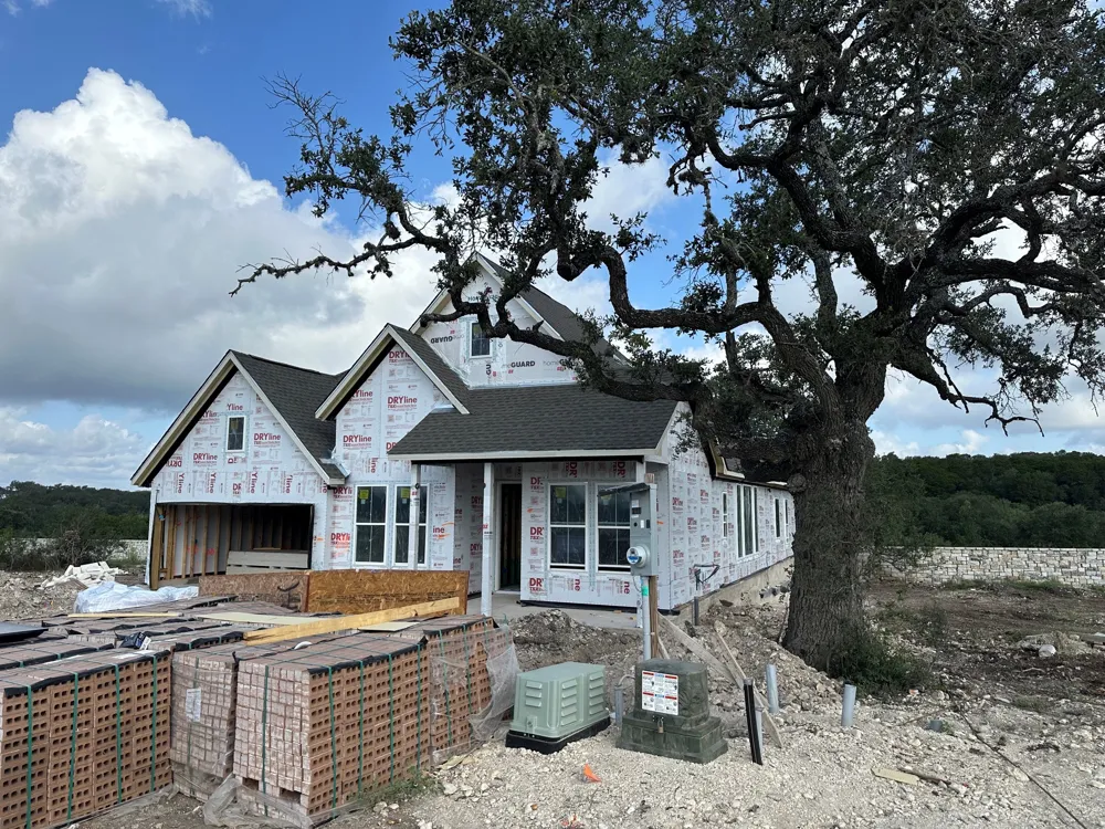 144 Tinctoria Creek Kyle, TX 78640